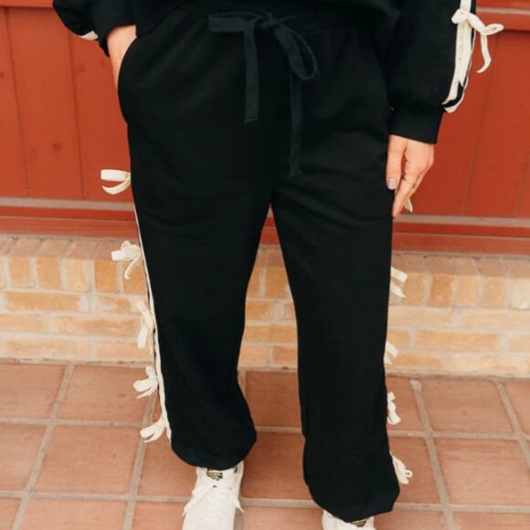 Entro High Waist Jogger Set w/Bow Detail - NWT - Picture 11 of 11